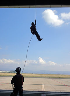 Observing the demonstration of the descending