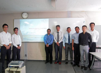 Commemorative photo with lecturers